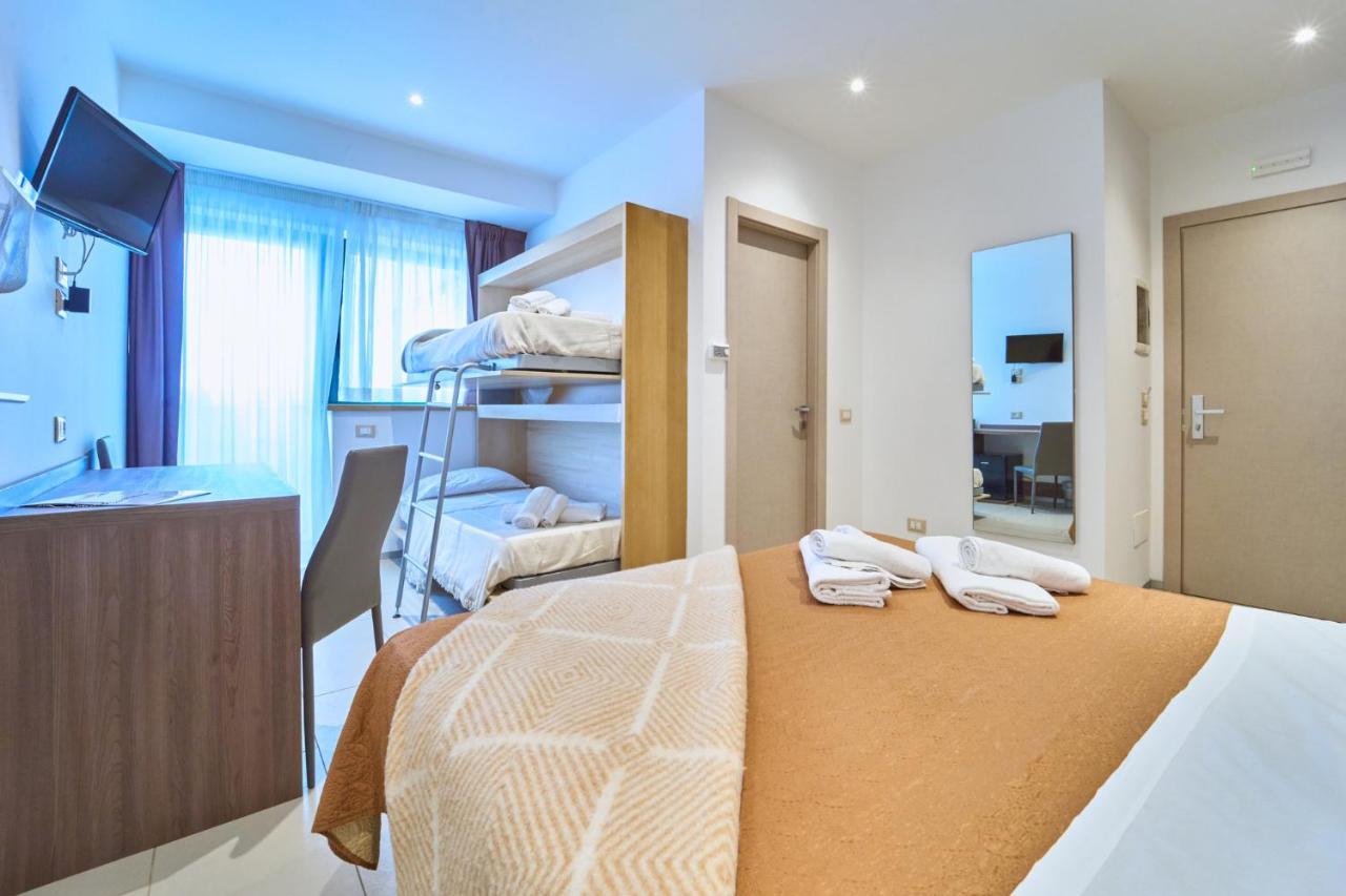 Firmafede Guest House Sarzana Bagian luar foto