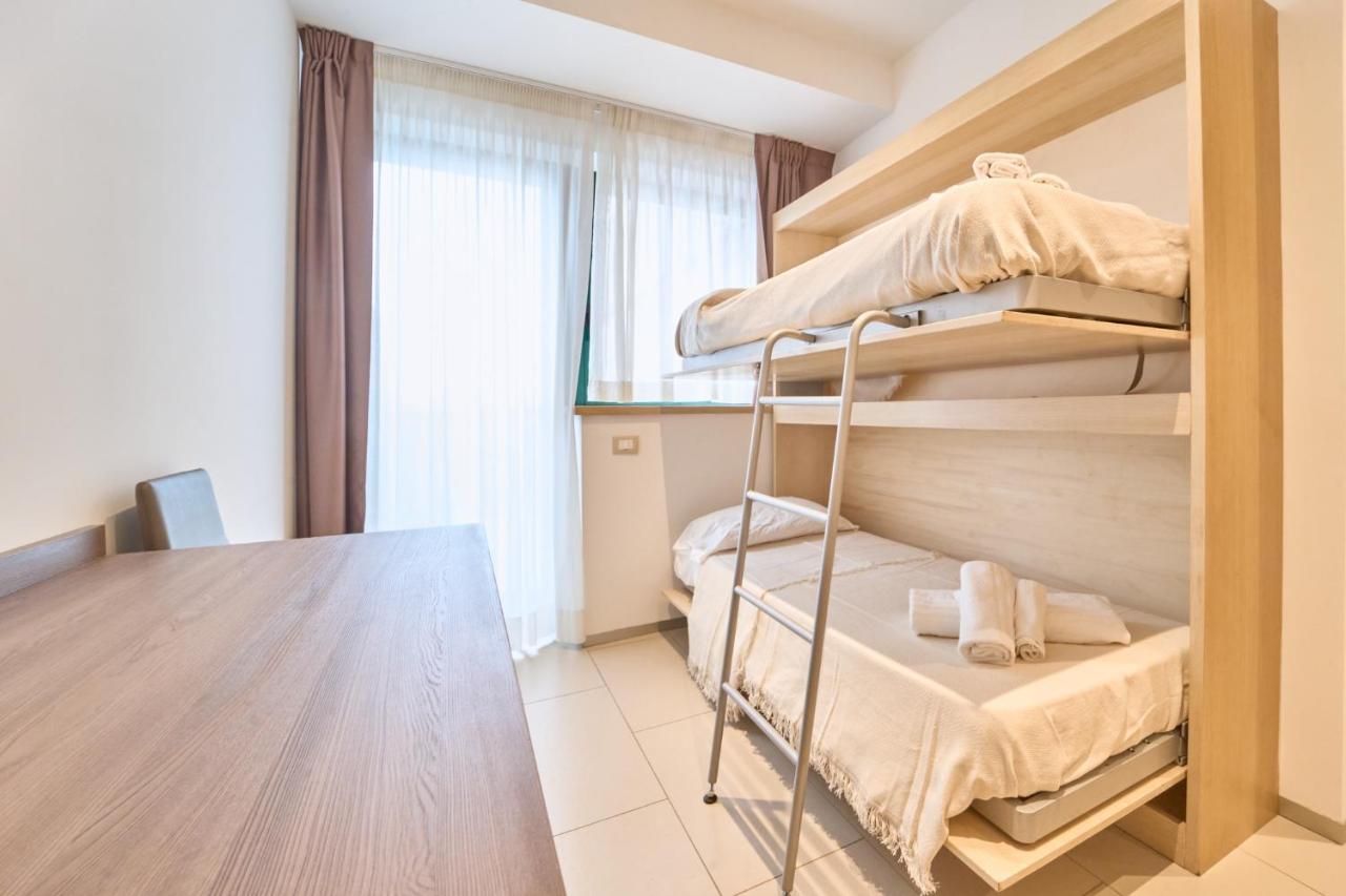 Firmafede Guest House Sarzana Bagian luar foto