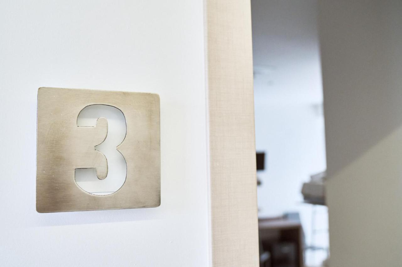 Firmafede Guest House Sarzana Bagian luar foto